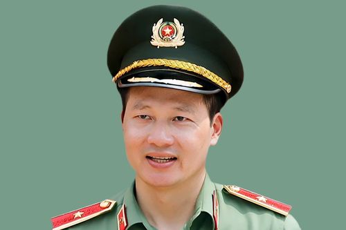 Thiếu tướng Vũ Hồng Văn giữ chức vụ Phó Chủ nhiệm Ủy ban Kiểm tra Trung ương