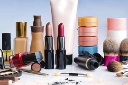 Thu hồi, tiêu hủy 206 sản phẩm mỹ phẩm của Công ty Belux Việt Nam