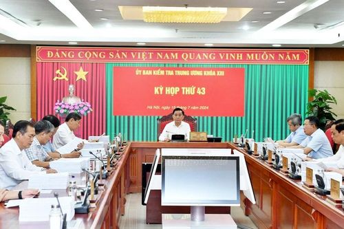 Ủy ban Kiểm tra Trung ương điểm tên loạt cán bộ sai phạm trong phiên họp thứ 45