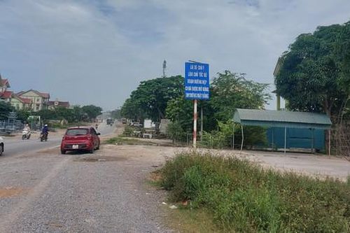 Giải phóng mặt bằng nhiều 'điểm nghẽn', dự án nâng cấp Quốc lộ 7 vẫn chậm tiến độ
