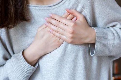 Cách nhận biết cơn đau tim thầm lặng nguy hiểm