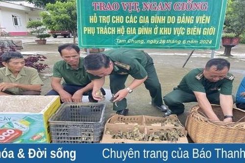 Tình quân dân trên tuyến biên giới