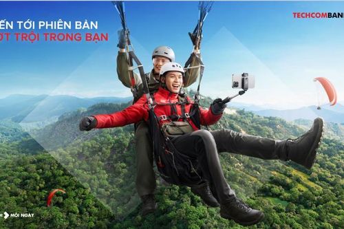 Techcombank lan tỏa tích cực thông điệp 'Tiến tới phiên bản vượt trội trong bạn'