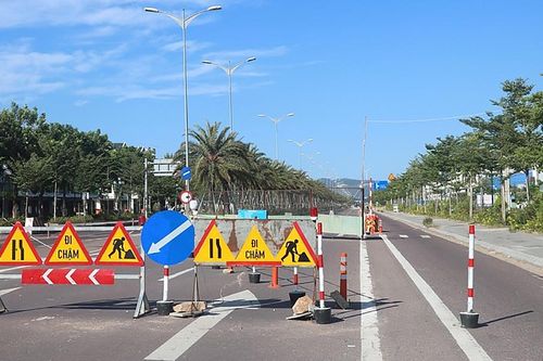 Bình Định: Lắp đặt trạm cân tự động để 'ngăn' xe quá tải