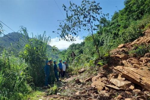 Lãnh đạo Bộ Công an gửi Thư khen cán bộ Công an xã, Công an tỉnh Lào Cai dũng cảm cứu người