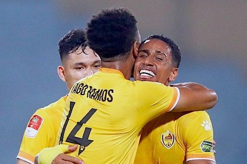 Trụ cột CLB Quảng Nam chuyển sang Thai League thi đấu