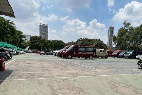 Hà Nội: Bãi xe không phép trên đất dự án ở Cầu Giấy từng bị xử phạt nhưng vẫn ngang nhiên hoạt động