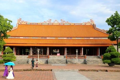 Ngôi điện quan trọng nhất Hoàng cung, nơi đặt ngai vua triều Nguyễn hiện ra sao?