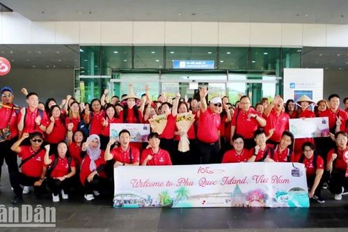 Đoàn lữ hành Malaysia đến khảo sát du lịch Phú Quốc