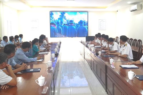 Lữ đoàn 167, Vùng 2 Hải quân: Tổ chức Lễ trao tặng Huy chương Quân kỳ quyết thắng, Huy chương Chiến sĩ vẻ vang