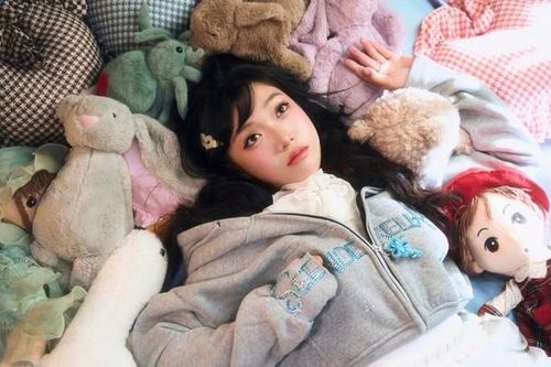 'Hiện tượng mạng' gen Z rẽ hướng sang ca hát, khán giả không khỏi tò mò liệu có 'đủ trình'?