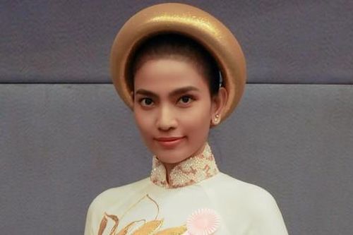 'Mỹ nhân ăn chay hấp dẫn nhất châu Á' Trương Thị May được vinh danh thành tựu, nhan sắc vẫn 'bất biến' với thời gian