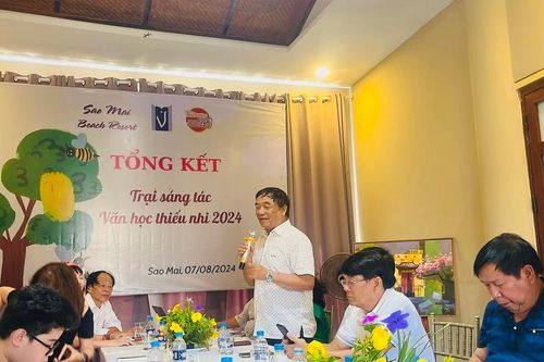 Kết thúc Trại sáng tác Văn học thiếu nhi tại Phú Yên