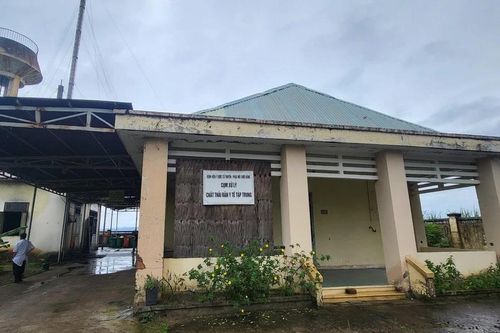 Kon Tum: Bệnh viện bù lỗ khi lò đốt chất thải y tế 'ốm'