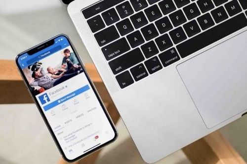 Xóa ảnh trên Facebook bằng điện thoại và máy tính