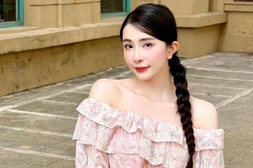 Sao Việt: Diễn viên Quỳnh Nga đẹp dịu dàng, Hồ Ngọc Hà 'đọ sắc' cùng Hương Giang
