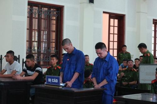Đâm chết người trong đêm rồi bỏ trốn