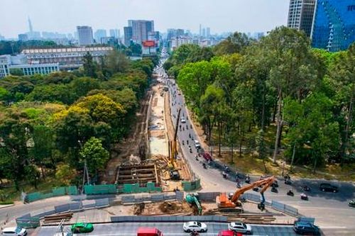 Cấm xe, điều chỉnh giao thông ở hầm chui cửa ngõ sân bay Tân Sơn nhất vào cuối tuần