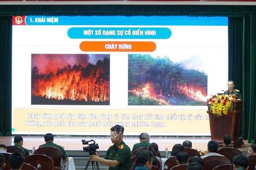 Trang bị kỹ năng ứng phó sự cố hóa chất độc, phóng xạ, môi trường