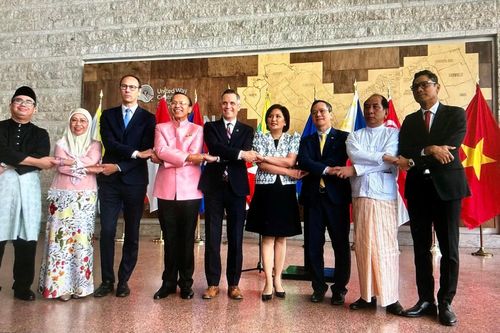 Thể hiện bản sắc văn hóa nhân Ngày ASEAN tại Canada