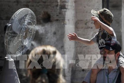 Hàng loạt vùng tại Italy ban bố tình trạng khẩn cấp do khô nóng kỷ lục