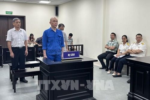 Cựu Chủ tịch Tổng Công ty COMA bị phạt 3 năm tù treo