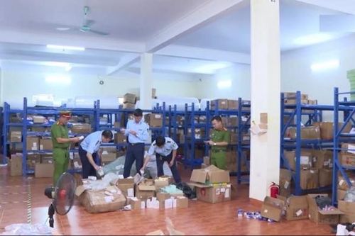 Bắc Giang: Xử phạt chủ kho hàng kinh doanh hàng hóa nhập lậu trị giá gần 1 tỷ đồng