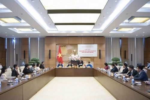 Quốc hội sẽ luôn lắng nghe các đề xuất, sáng kiến của doanh nghiệp, doanh nhân