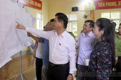 Đoàn công tác của Hội đồng dân tộc Quốc hội làm việc tại huyện Mường Ảng