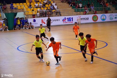U.11 Thống Nhất - U.11 Cẩm Mỹ: Những pha lội ngược dòng mãn nhãn