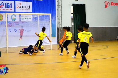 U11 Cẩm Mỹ lội ngược dòng trước U11 Thống Nhất