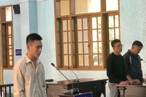15 năm tù cho kẻ đâm chủ quán trọng thương vì cho rằng bị trả thiếu tiền lương