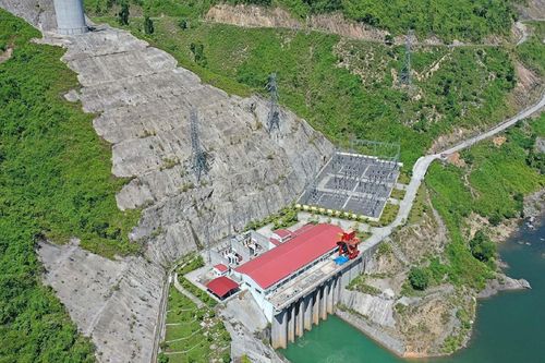 Cơ Điện Lạnh (REE): Thế chấp 16 triệu cổ phiếu VSH cho Ngân hàng VIB
