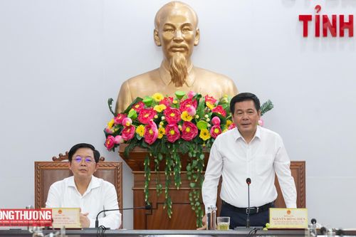 Bộ trưởng Nguyễn Hồng Diên: Phát huy lợi thế kinh tế biển và thế mạnh hạ tầng giao thông kết nối của Bình Định