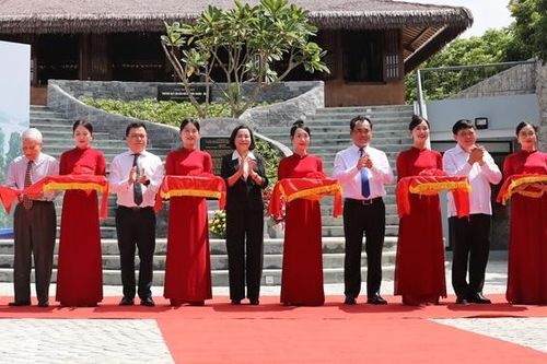Phó Chủ tịch Quốc hội Nguyễn Thị Thanh dự Lễ khánh thành công trình tu bổ, tôn tạo Di tích lịch sử Quốc gia Trường dạy làm báo Huỳnh Thúc Kháng