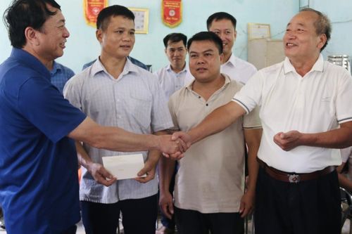 Chủ tịch UBND tỉnh Hoàng Xuân Ánh kiểm tra công tác bồi thường, giải phóng mặt bằng Dự án tuyến cao tốc Đồng Đăng (Lạng Sơn) - Trà Lĩnh (Cao Bằng) tại huyện Thạch An và Quảng Hòa