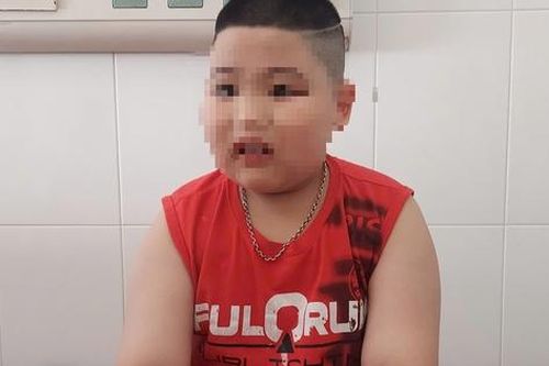 Bé trai 10 tuổi ở Hải Phòng suýt mất mạng vì nuốt mảnh ghép Lego