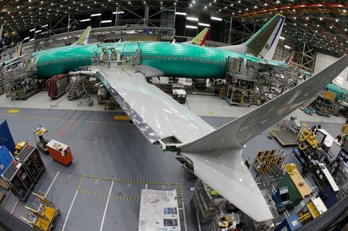 Điều gì xảy ra khi Nga tự sản xuất linh kiện cho máy bay Boeing, Airbus?