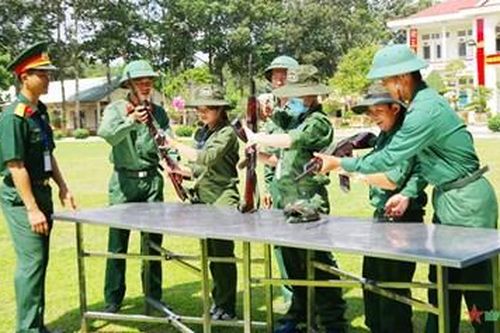 Trải nghiệm chương trình 'Em yêu chiến sĩ Quân đội nhân dân Việt Nam'