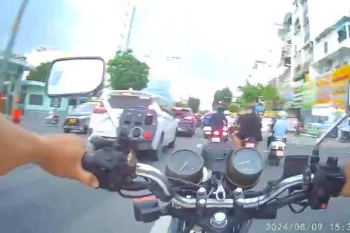 Tổ công tác 363 mở đường đưa cháu bé 6 tháng tuổi đến bệnh viện kịp thời