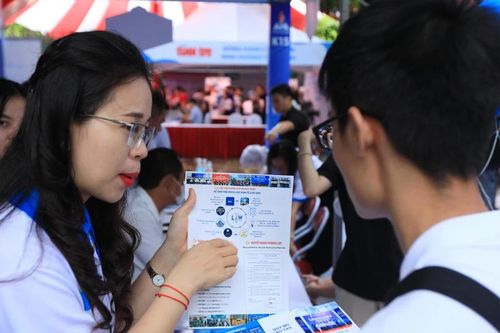 Trước khi có điểm chuẩn đại học, Bộ GD&ĐT lọc ảo 6 lần trên Hệ thống