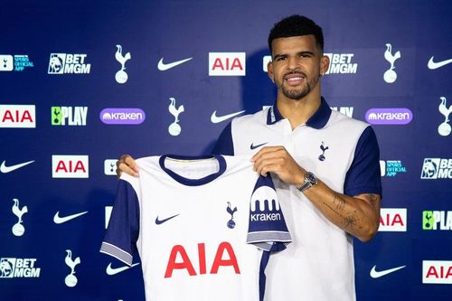 Tottenham công bố tiền đạo giá 'khủng'