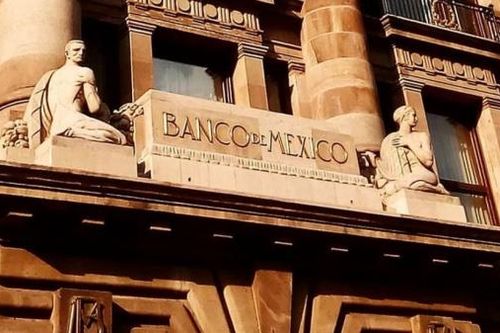 Nhận định trái chiều về quyết định hạ lãi suất lần thứ 2 trong năm của Mexico