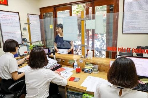 Hà Nội: Rà soát, chuyển công tác cán bộ đã giữ chức vụ trên 8 năm
