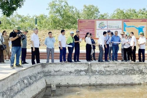 Chuyên gia UNESCO thẩm định thực địa Khu di tích Bạch Đằng