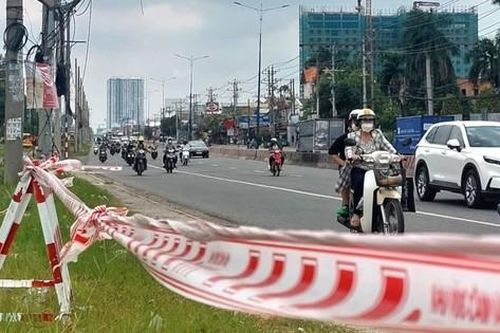 Hình ảnh đường nối TPHCM gần 1.400 tỷ đồng hơn 2 năm vẫn ngổn ngang