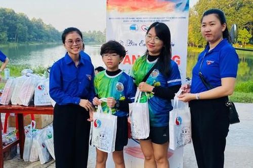 Tuổi trẻ Bình Dương tổ chức Ngày thứ 7 văn minh, hành động vì đàn em thân yêu