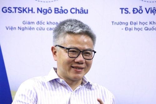 GS Ngô Bảo Châu và chuyện từng mất cả buổi chiều không giải nổi bài Toán