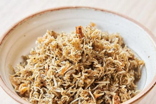 Lý do người Nhật thích ăn cá nhỏ