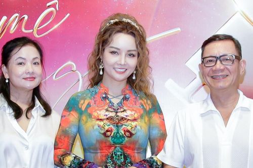 NSND Thu Quế và chồng NSƯT Phạm Cường lần hiếm hoi xuất hiện cùng nhau